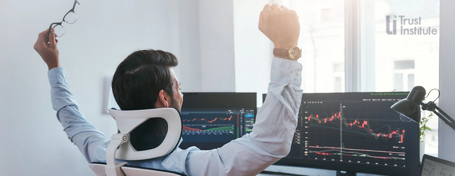 Trading education session at Trust Institute Dubai